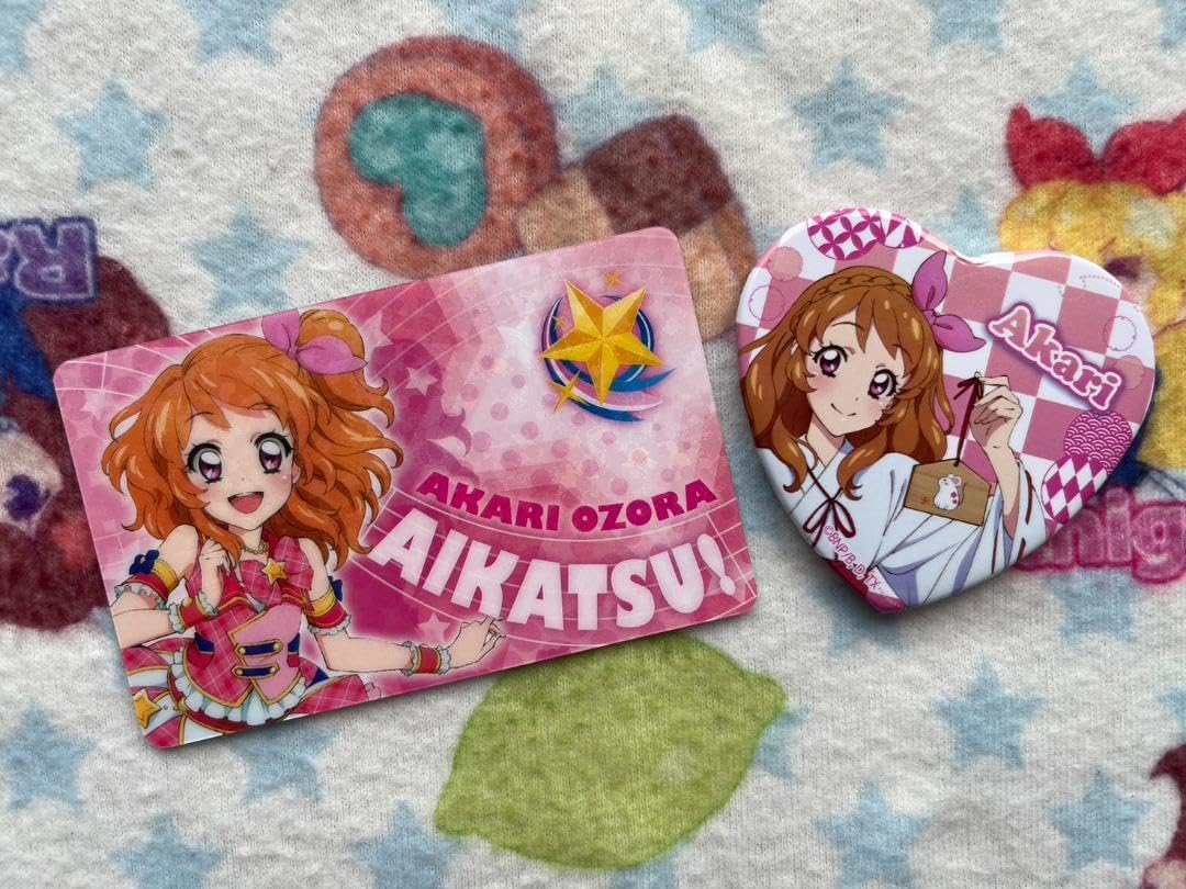 アイカツ ガチャガチャ 缶バッジ いちご あかり ドリアカ 駿河屋