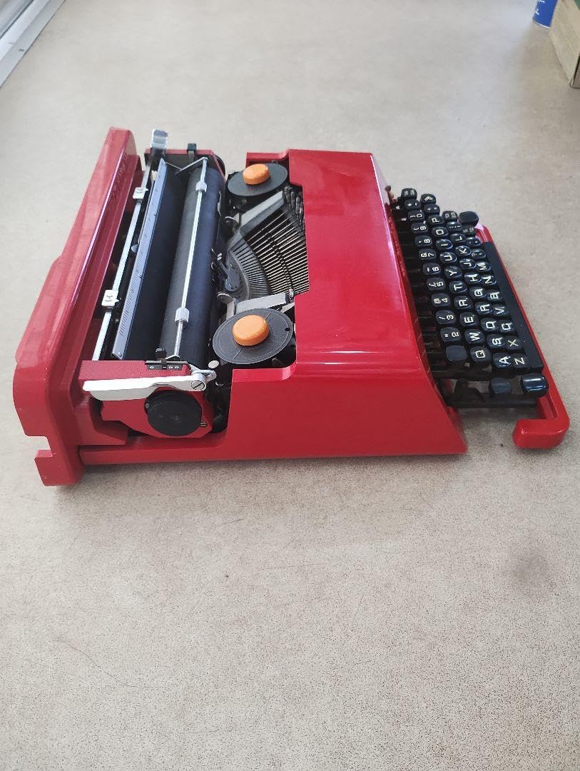 Olivetti Valentine オリベッティ バレンタイン タイプライター Olivetti