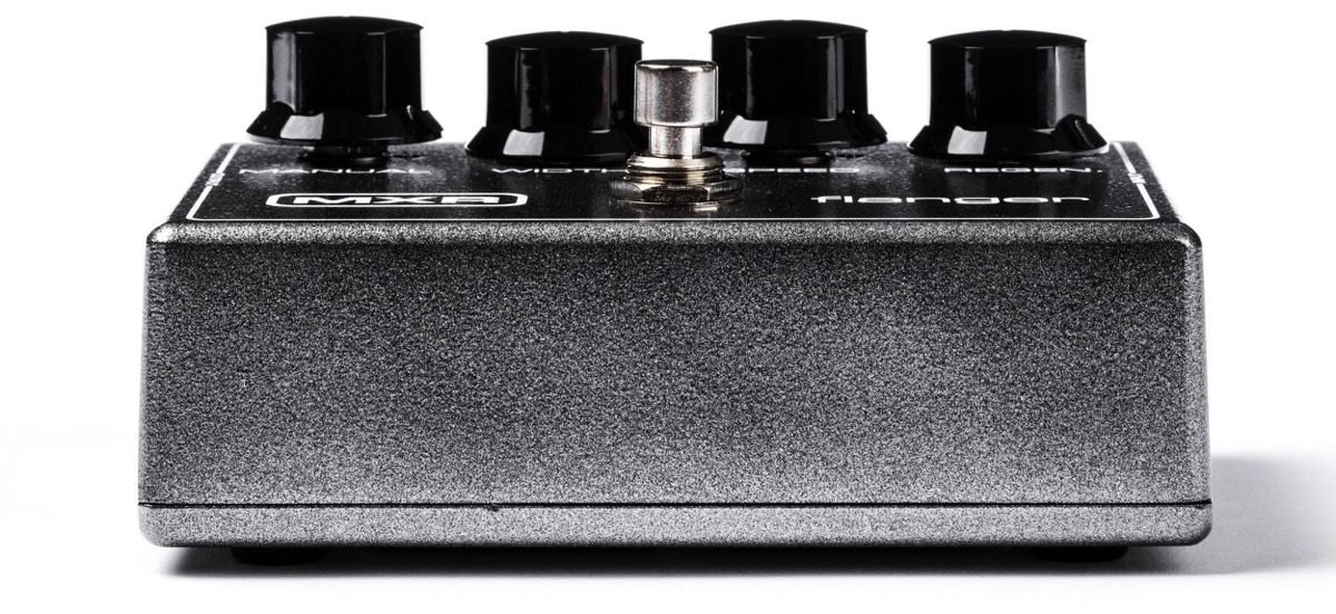 ギター MXR M117R Flanger Amazon.com: MXR M117R Flanger Guitar