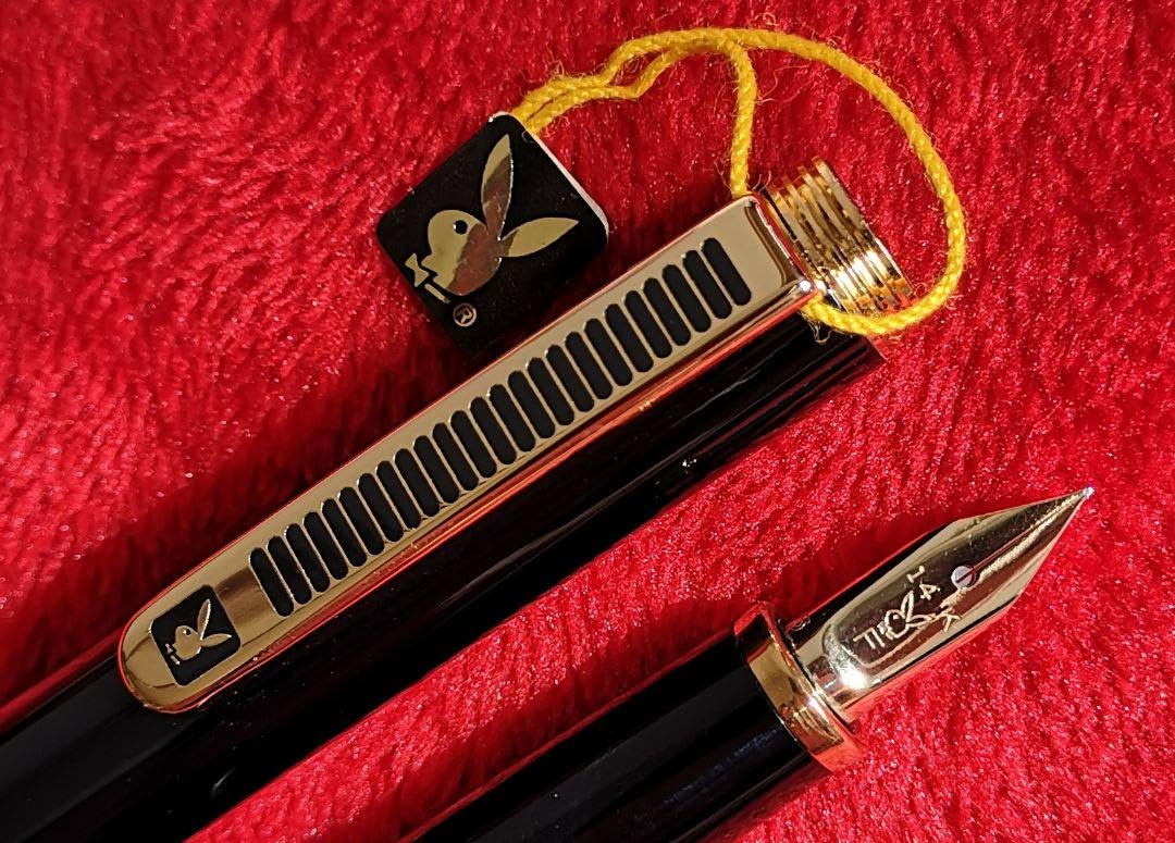 希少】シュペリオールプレイボーイコラボ万年筆