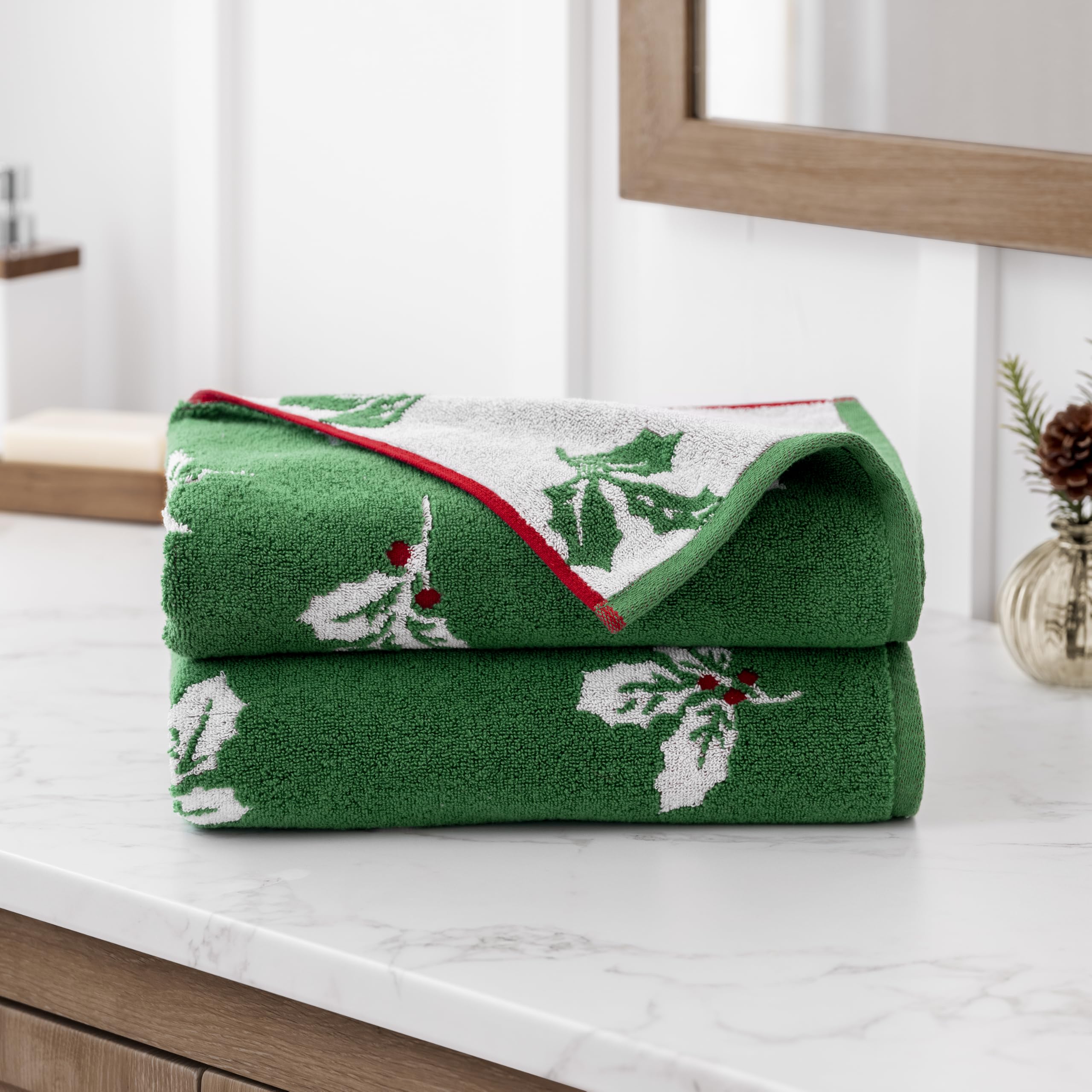 Amazon.com: Martha Stewart Pack of 2 Bath Towels Set (27in x 54in