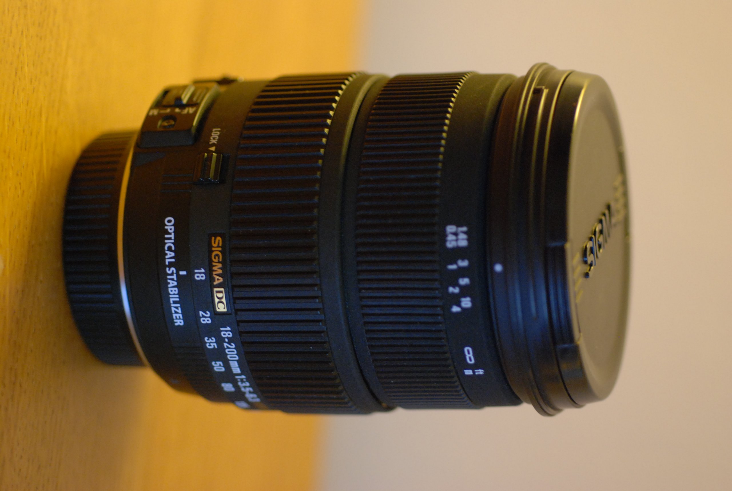 中古】SIGMA 18-200mm F3.5-6.3L DC OS高倍率ズーム