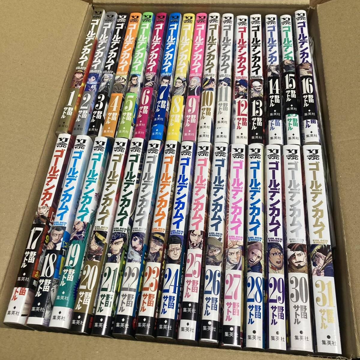 ゴールデンカムイ 漫画全巻セット Amazon.co.jp: 美品 ゴールデン