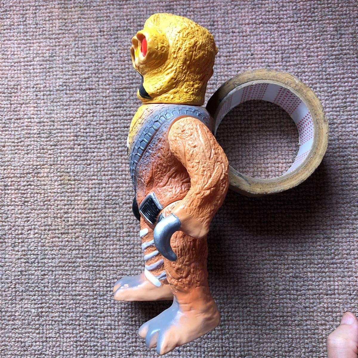 クルマニクラス黄色成型「スペクトルマン」登場怪獣（マスダヤ復刻