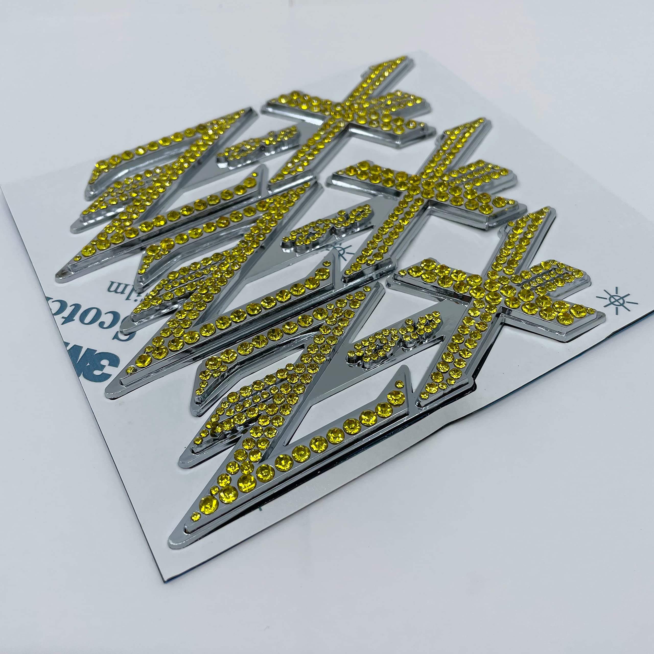 金色装飾の四角形サービングプレート 金色装飾の四角形サービング