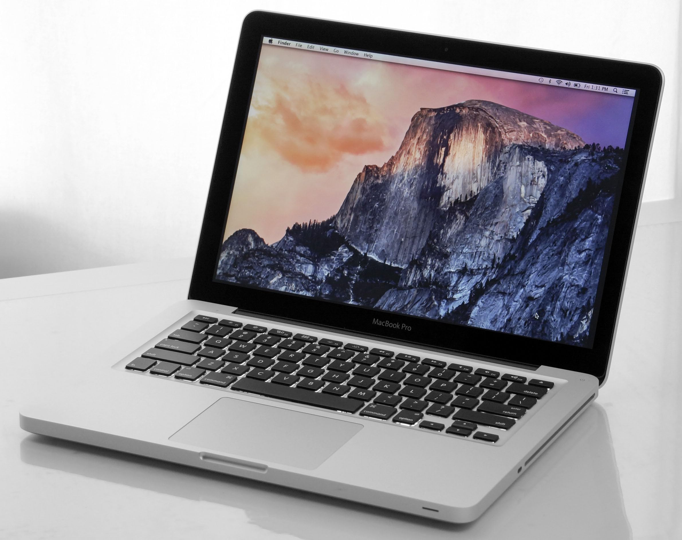 MacBook Pro 13.3 最新 Inch, Mid 2012 MacBook Air review (13-inch