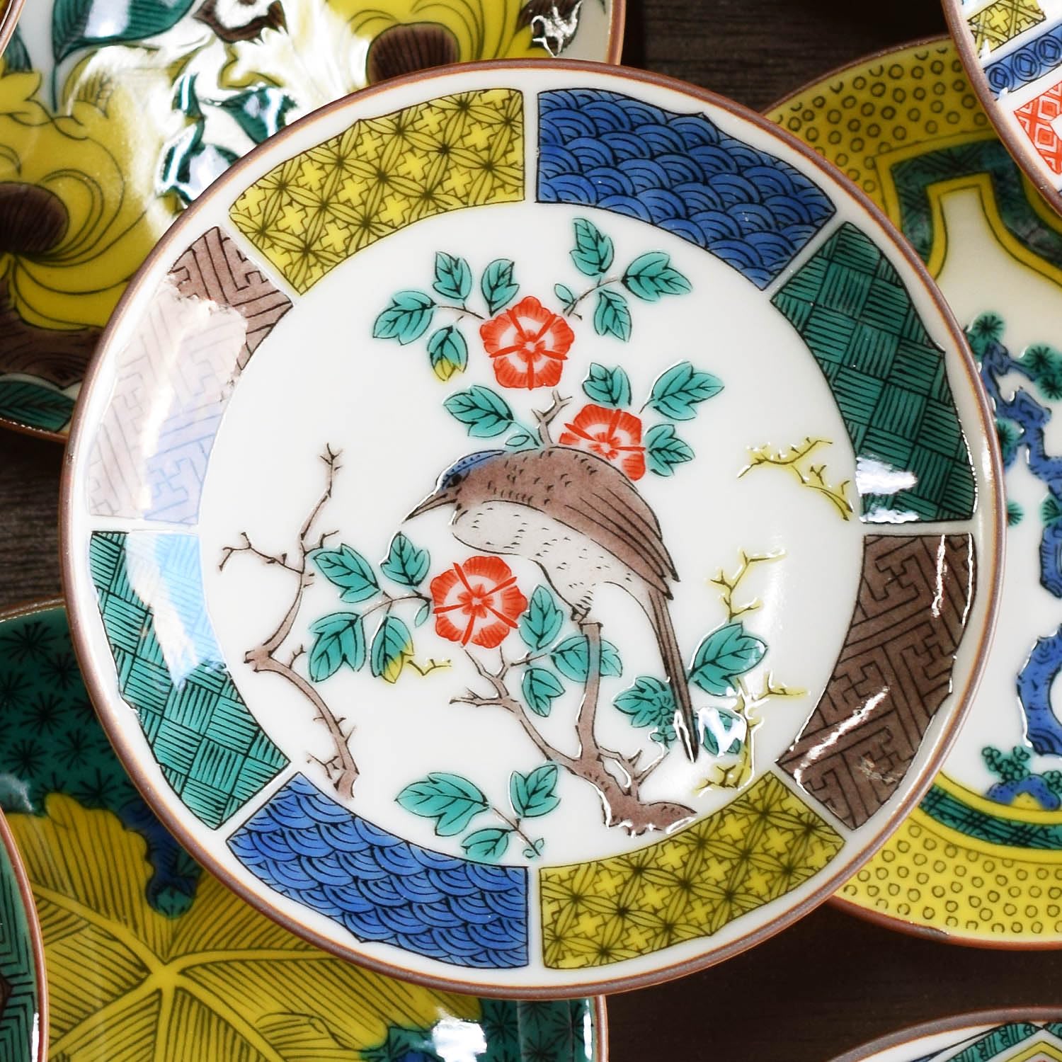 Amazon | 和座の蔵 お皿 おしゃれ 九谷焼 名品 豆皿 古九谷色絵花鳥図