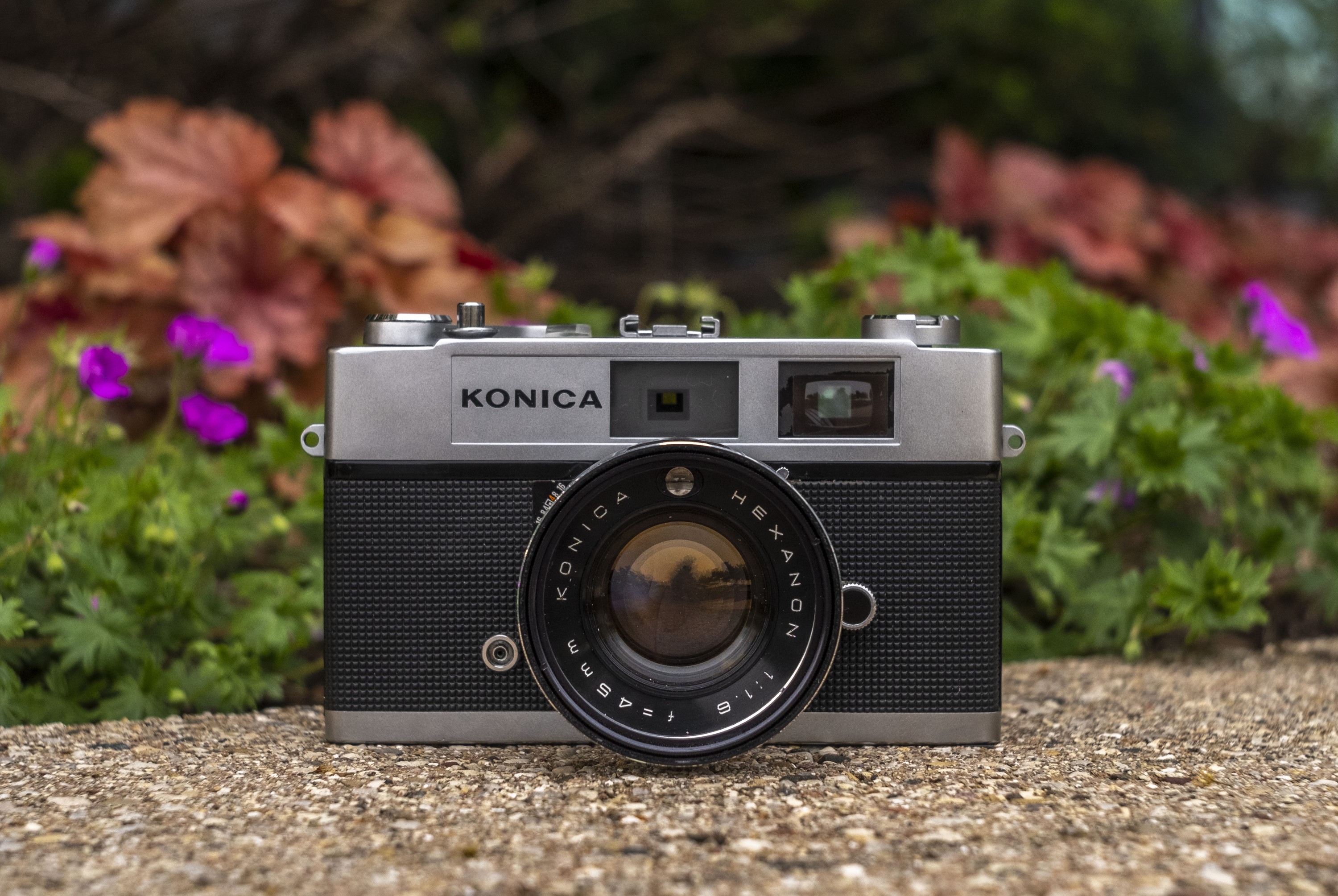 Konica Auto S Camera w⁄ Konishiroku Hexanon F:1.9 47mm Lens, Cap