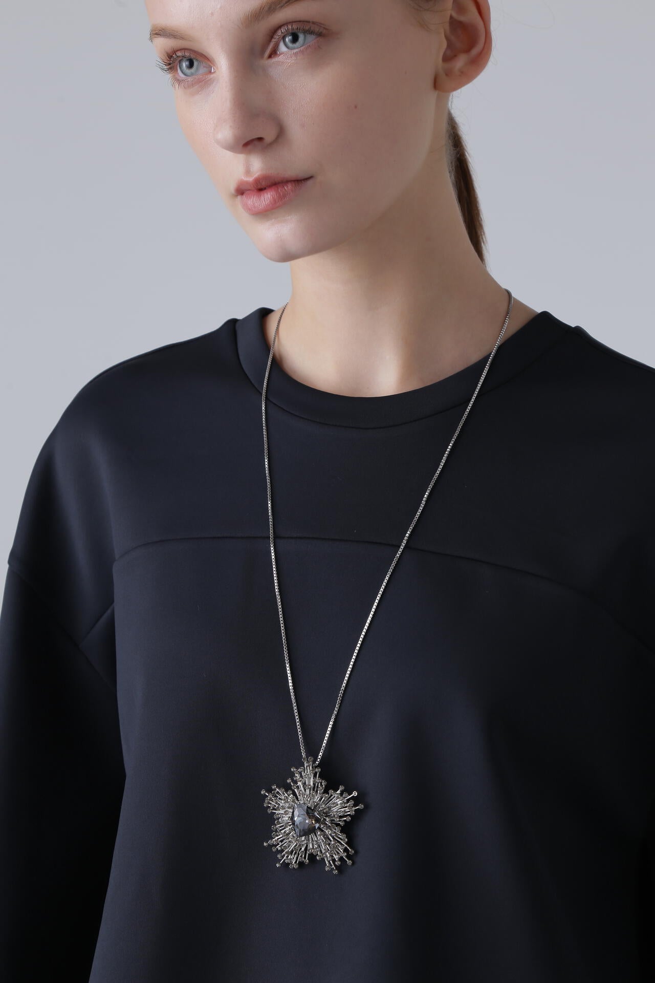 クリスタルシェイドブローチ | ADORE（アドーア） ｜【公式】通販mix