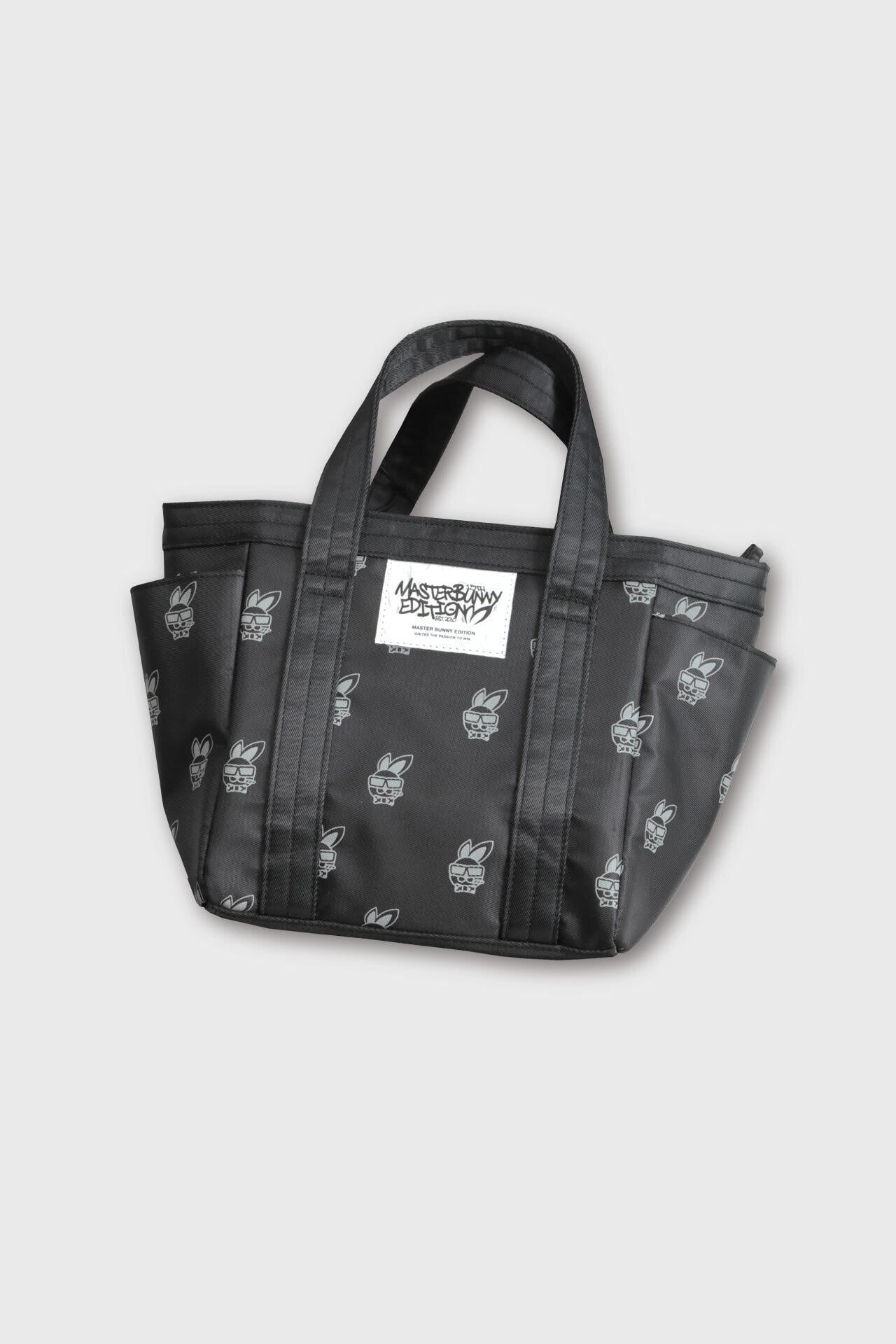 SWAGGY BUNNY】【公式オンライン限定カラー有り】総柄カートバッグ