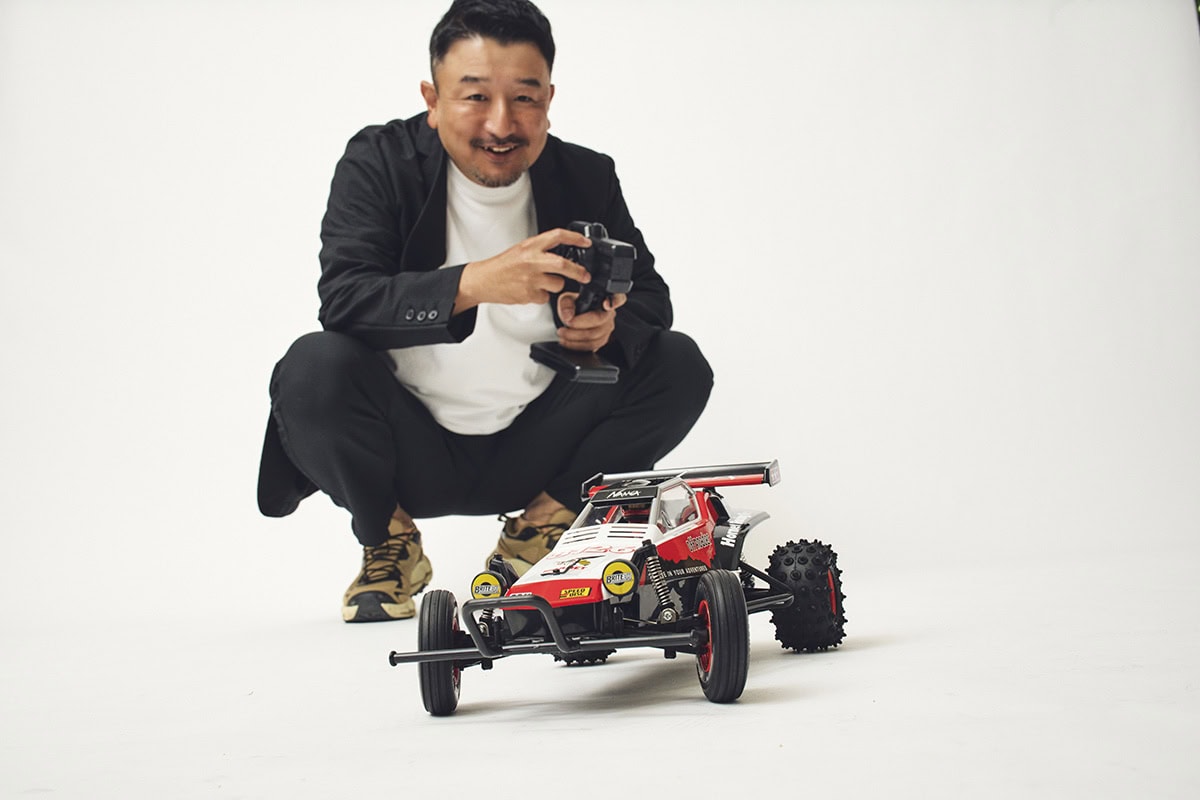 童心にかえる最高峰ギア」ナンガ×タミヤの“特別すぎる電動RCカー”に心