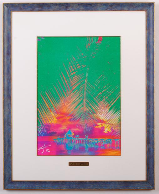 海の絵画をシルクスクリーンの版画で制作した山本薫の海の絵「楽園」を