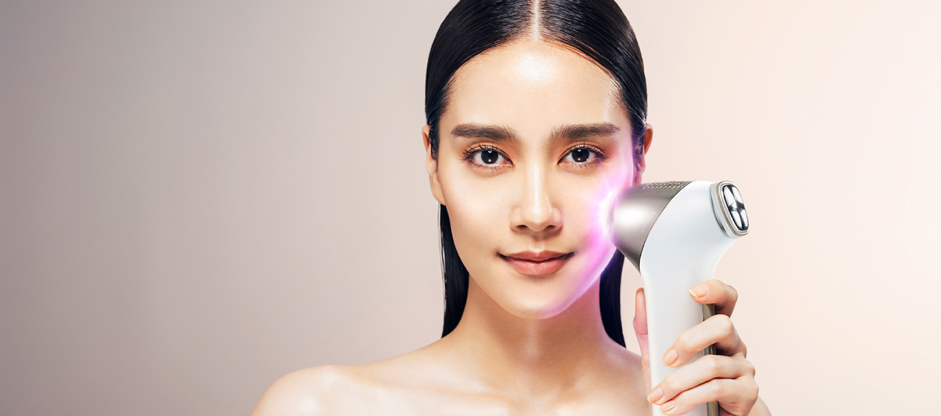 公式】MYTREX MiRAY ONE｜マルチヘッド美顔器で透明ハリ肌を叶える次