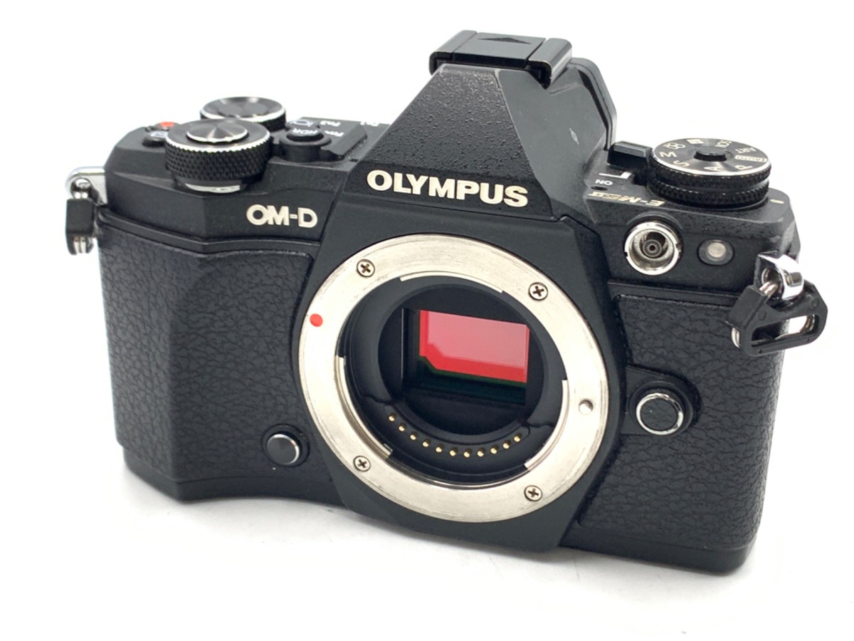 Olympus OM-D ミラーレス一眼 本体+レンズ2本