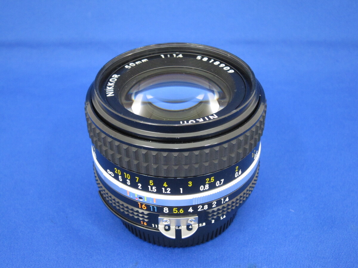 フィルム一眼レフNikon FM+非Ai Nikkor 50mm f1.4 中古 AI Nikkor 50mm