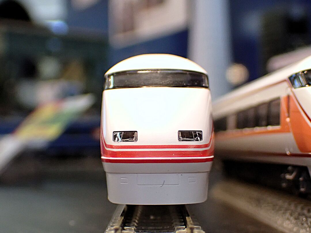 東武100系スペーシア（いちごスペーシア）セット 品番：98879 鉄道模型