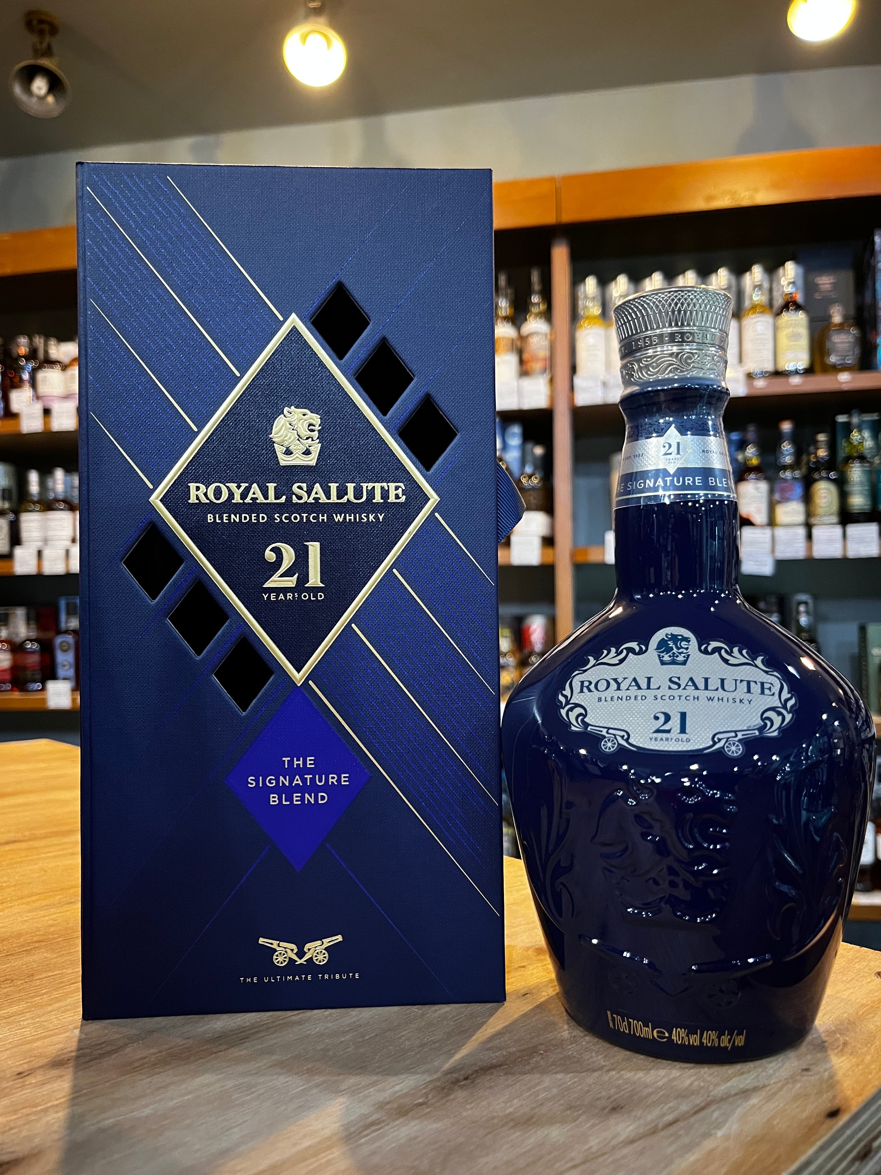 ロイヤル サルート 21年 シグネチャーブレンド ROYAL SALUTE 21 YEARS