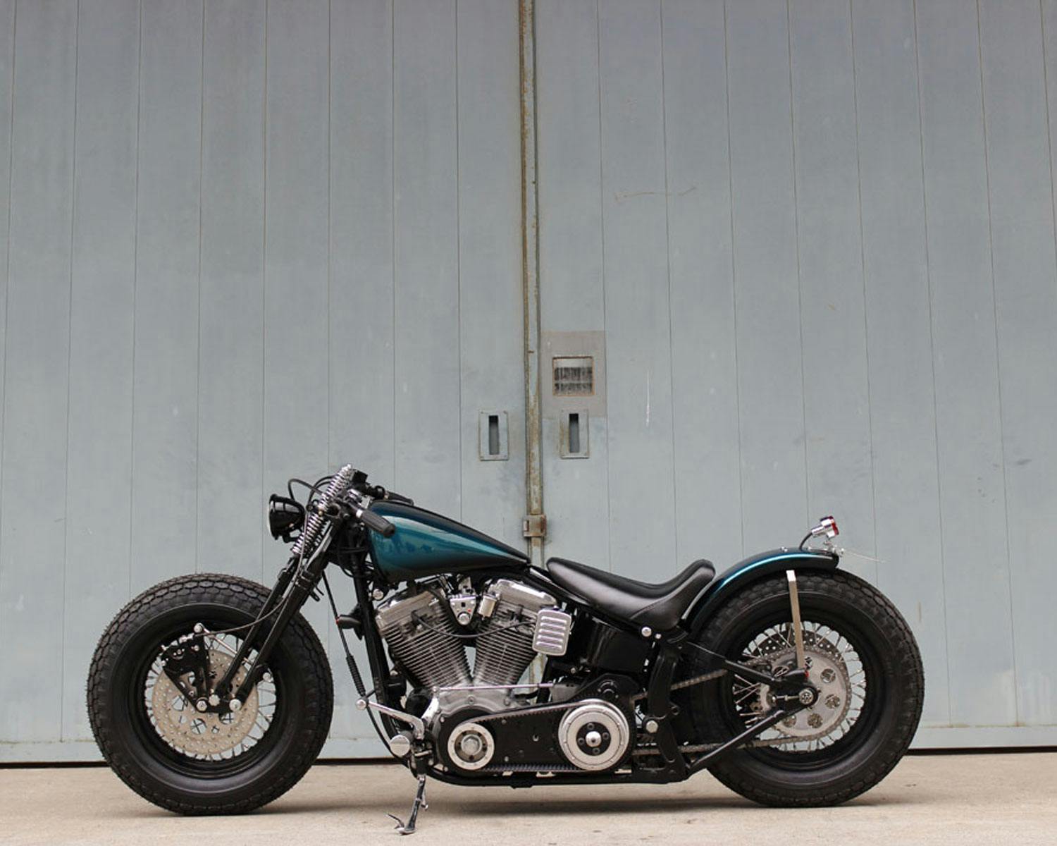 ぶらっくがりばー ダイライト 青のマーブル模様の大型タンク ぶらっ