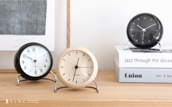 テーブルクロック ベージュギフト プレゼント 時計 置き時計