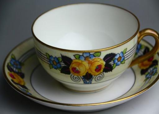 アンティークカップ紹介｜秋田牛鉄板焼「銀座 五明」