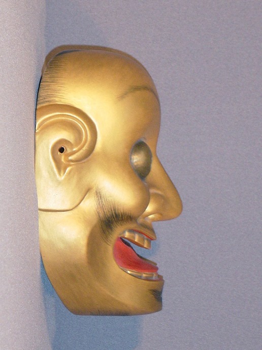 能面大飛出（おおとびで)