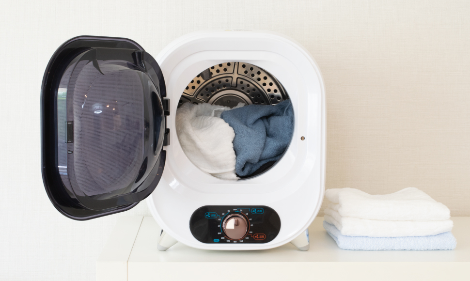 コンパクト衣類乾燥機 NP-C100 | マルエヌ NP事業部