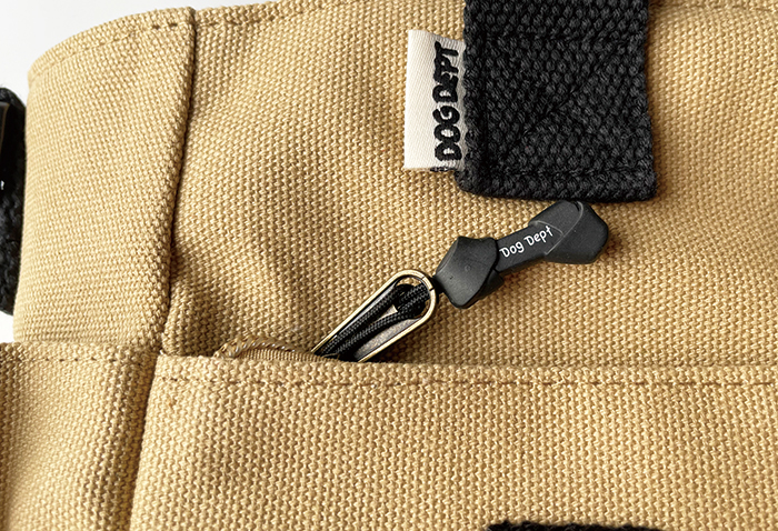 DOGDEPTの犬種別お散歩バッグが登場！