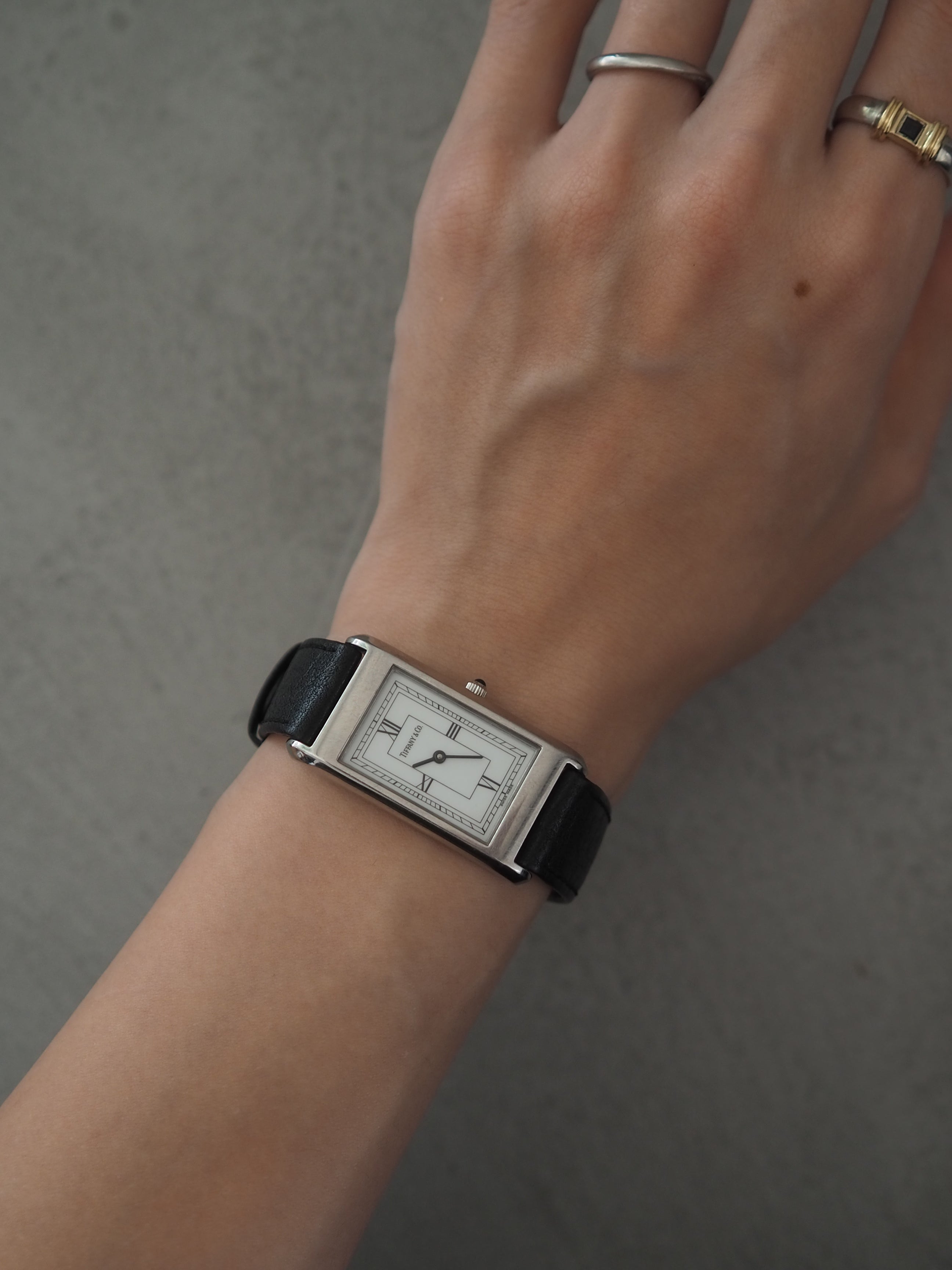 UB555ティファニー クラシックスクエアウォッチ ローマインデックス