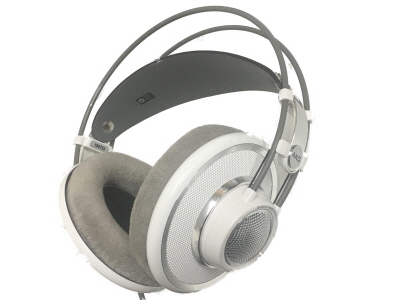 AKG K701 オープンバックヘッドフォン Amazon.co.jp: AKG K702 Open