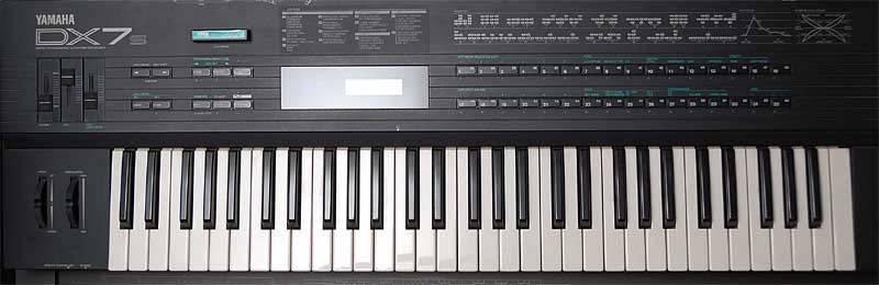 YAMAHA DX-7s