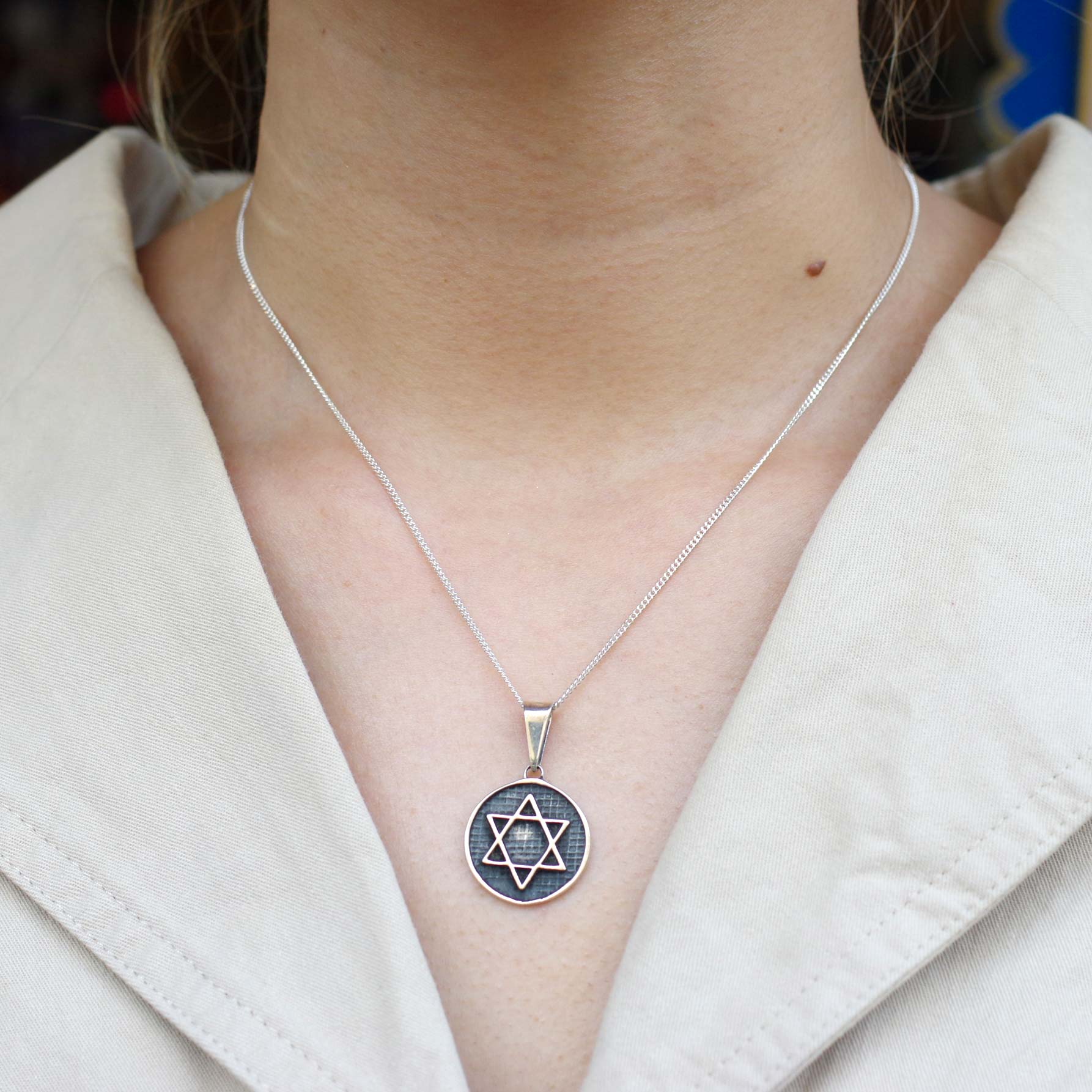 セール】六芒星 モリオン 勾玉 スモーキークォーツ ペンダント 魔除