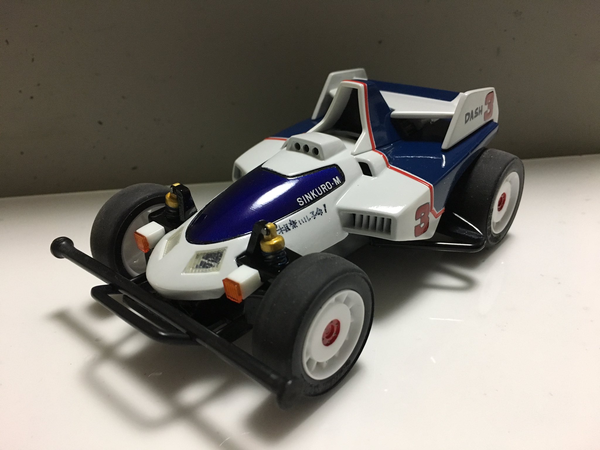 ミニ四駆 ダッシュ3号・流星（シューティング•スター） ダッシュ四駆郎