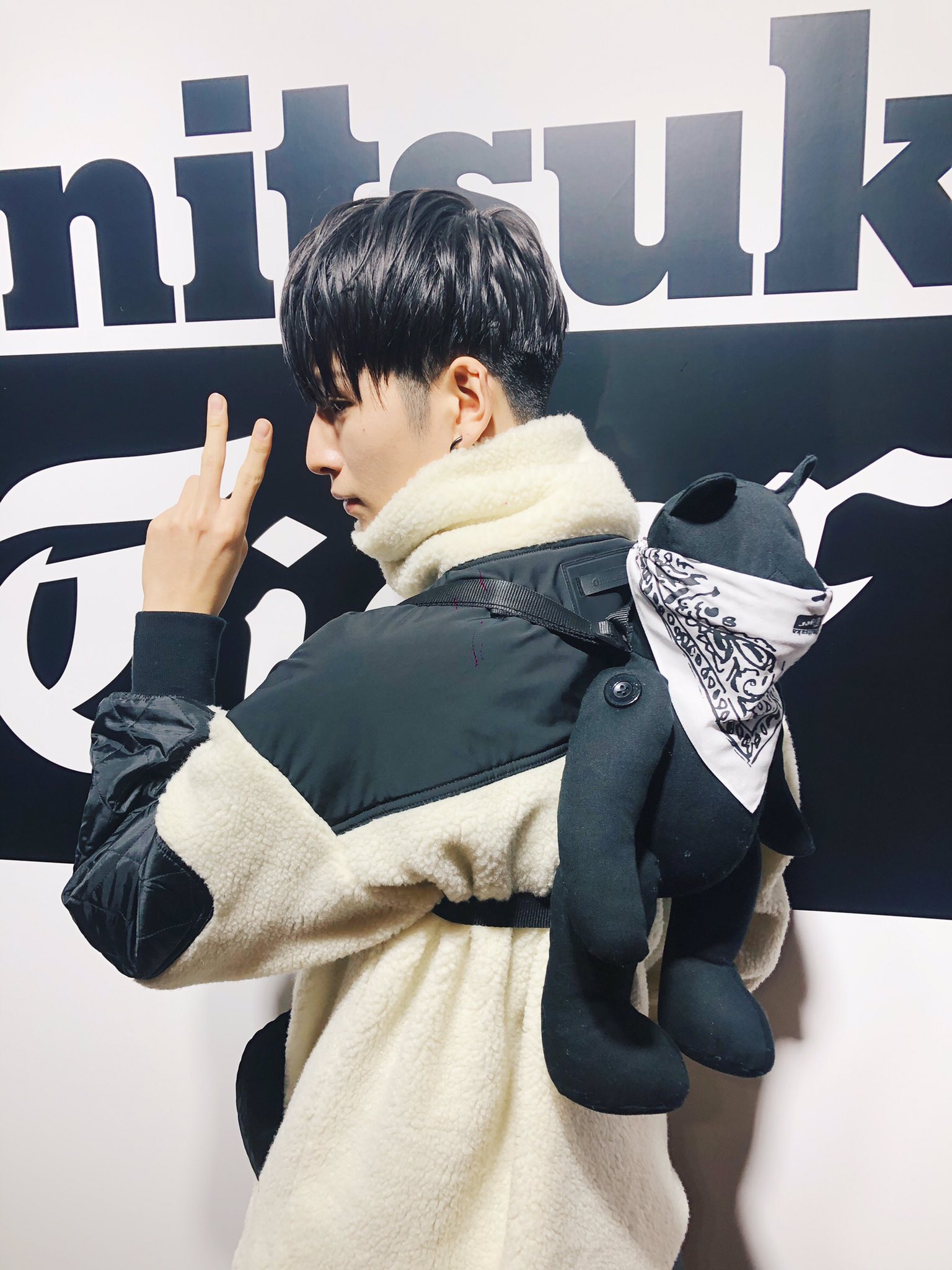 長谷川慎クッション