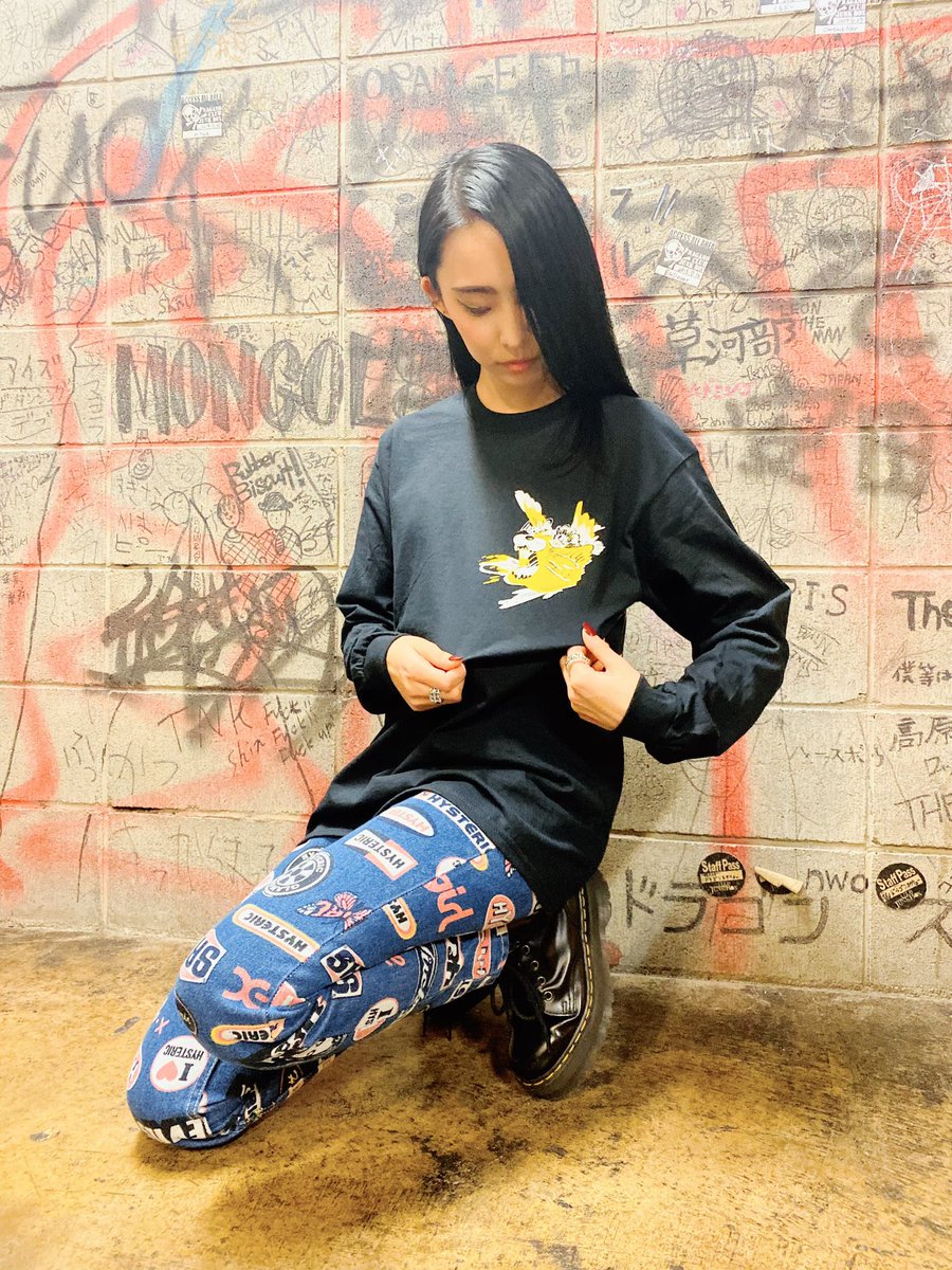 TOUR NEW MERCH】 ・JAPAN LS-T WHITE/BLACK M #bandmaid #激動 #SAIKI