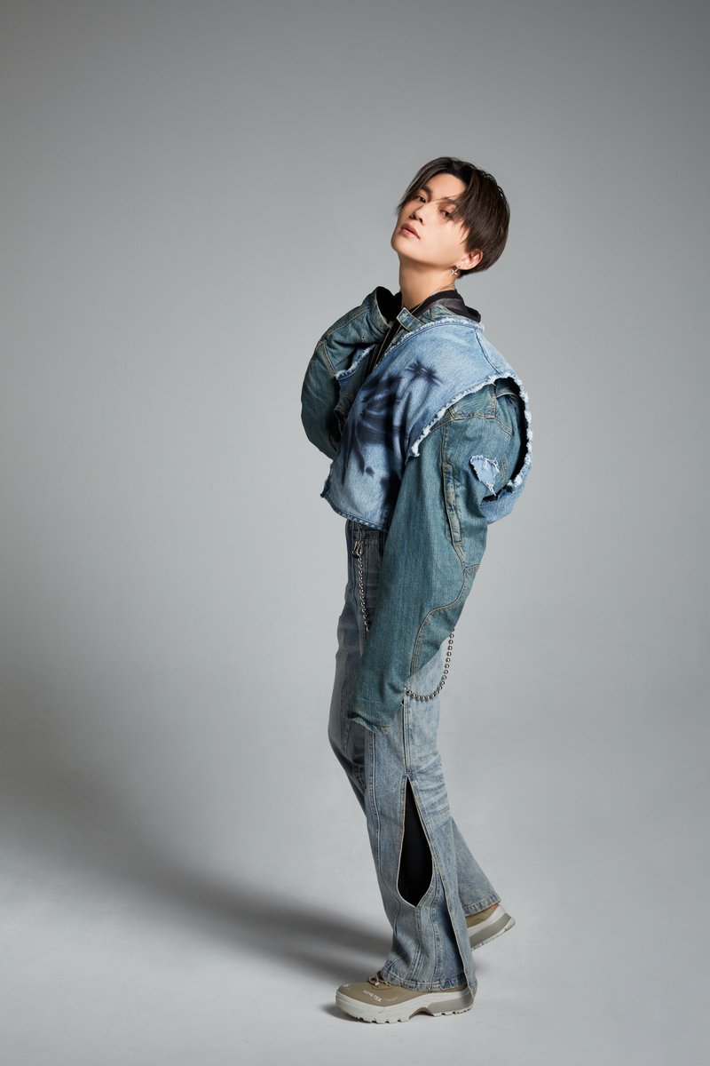 八木勇征パネル