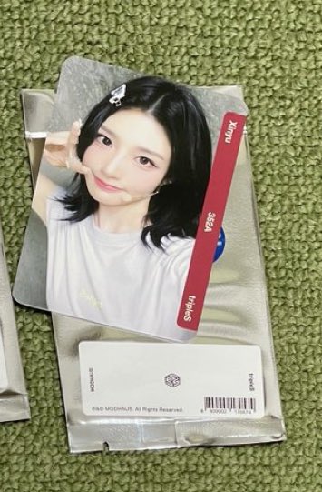 tripleS ユヨン objekt 日本fc 更新特典 aa352 tripleS ユヨン objekt