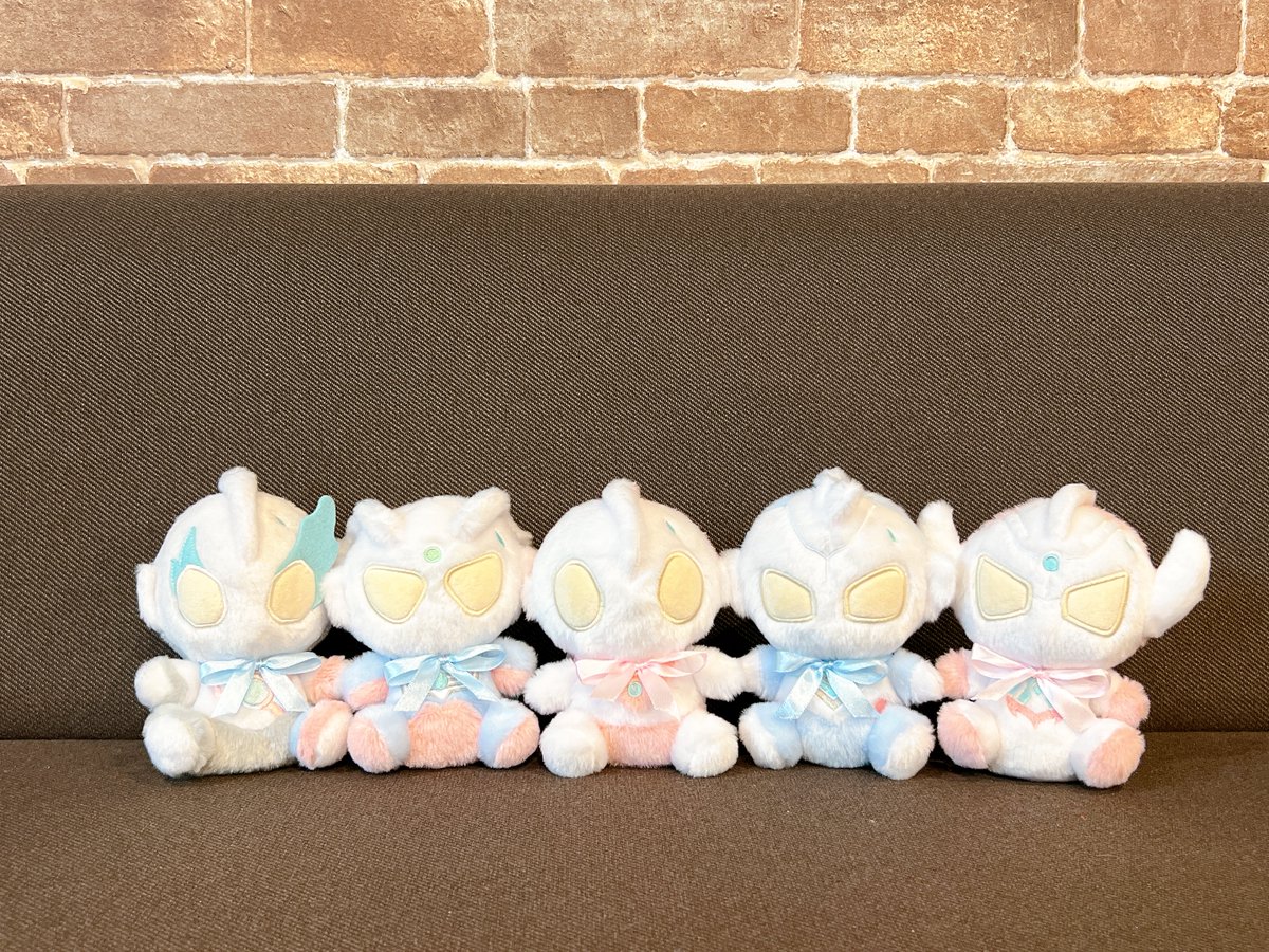 ウルトラマン パステル ふわふわお座り ぬいぐるみ メビウス ヒカリ