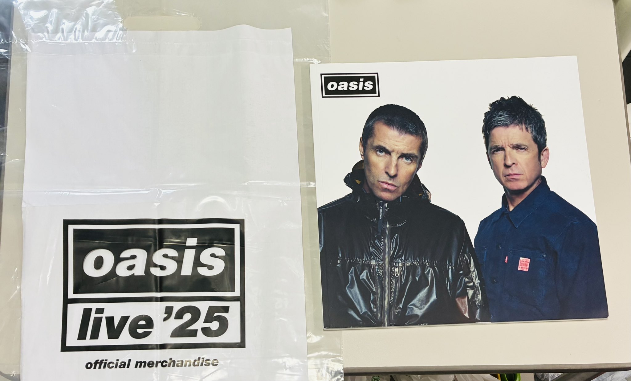 oasis live'25 オアシス ツアーパンフレット 東京ドーム UK直輸入