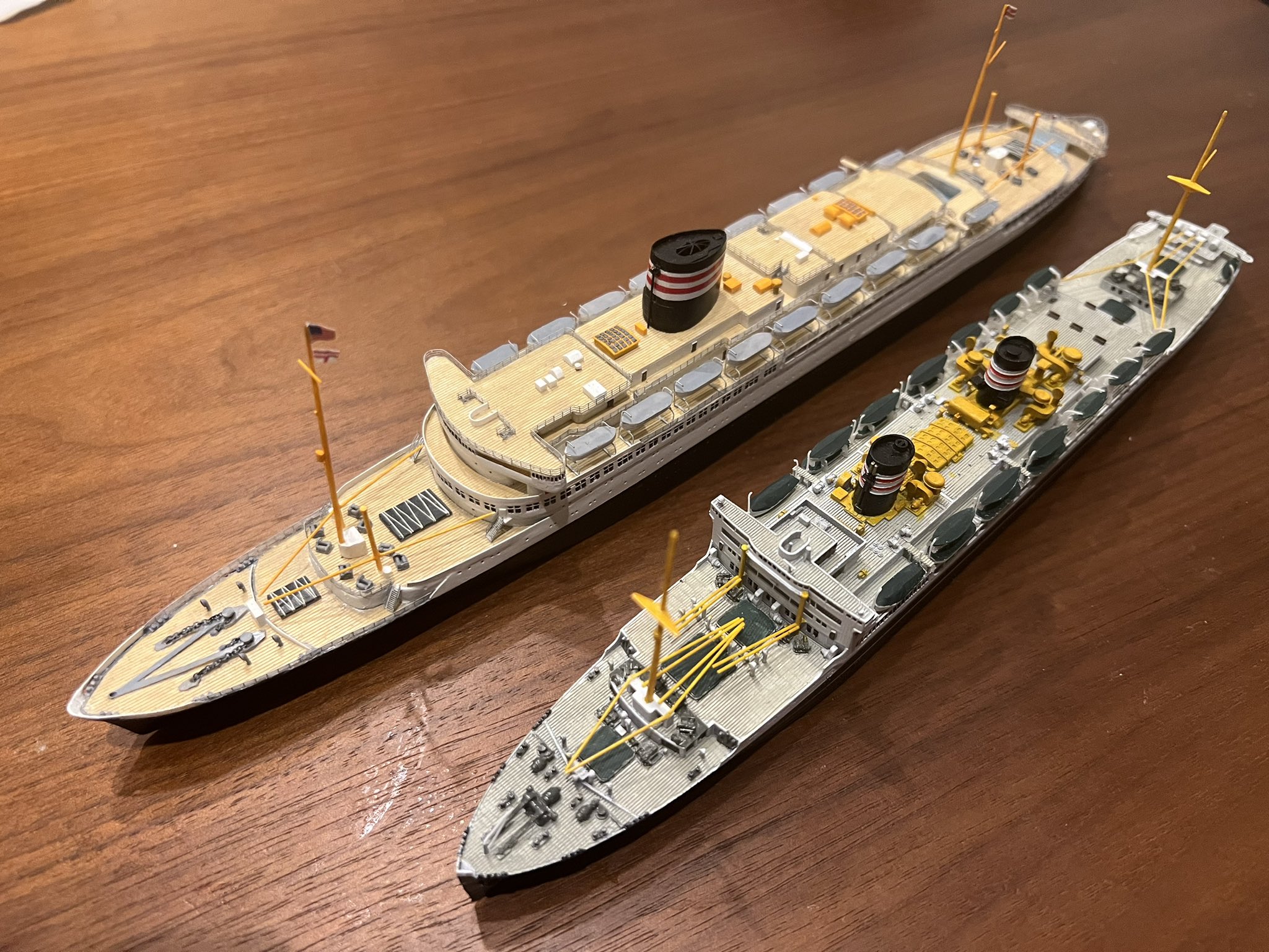 日本郵船 浅間丸 ハンドメイド模型 豪華貨客船をペーパークラフトで