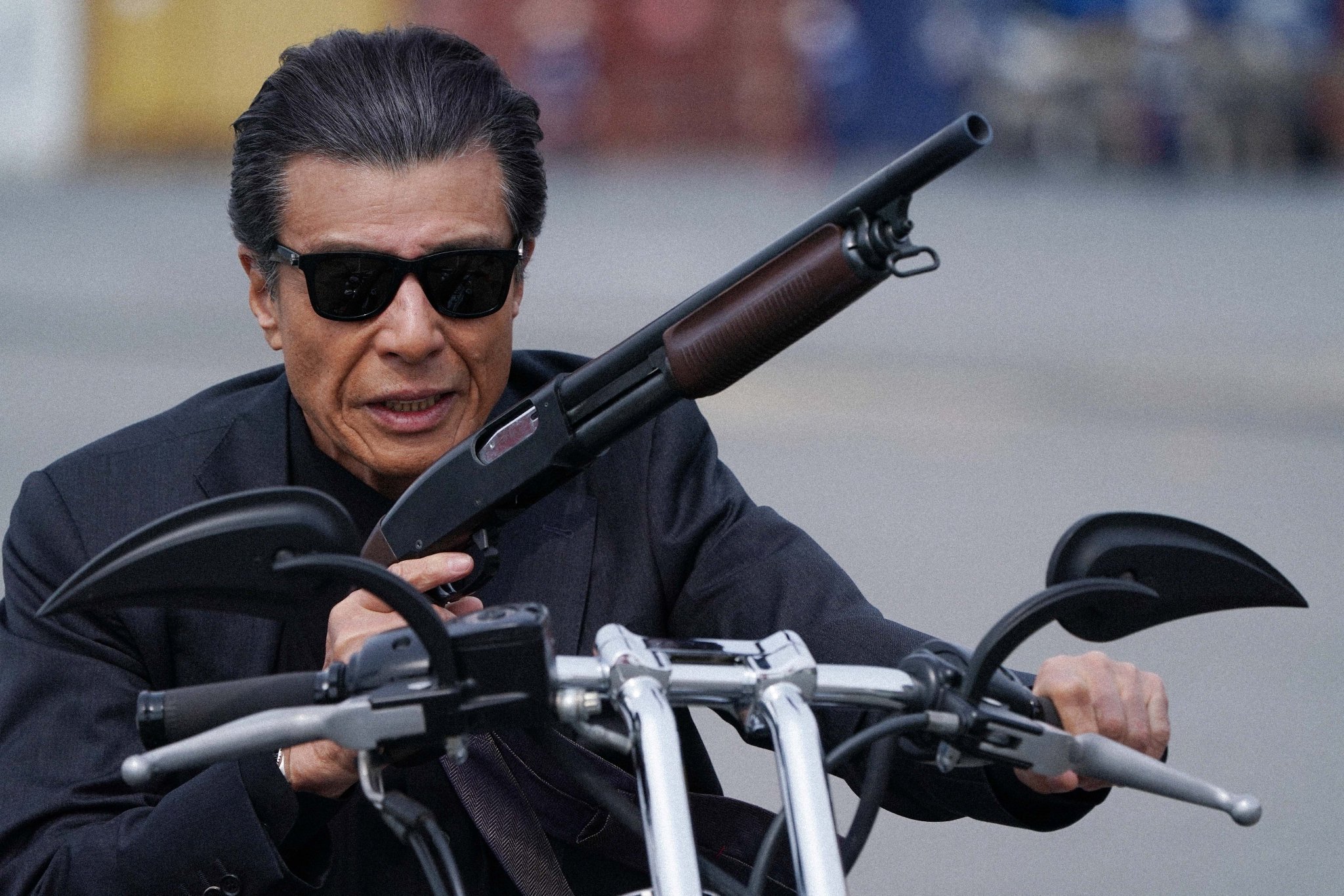 柴田恭兵あぶない刑事ツーポイントサングラス あぶない刑事サングラス