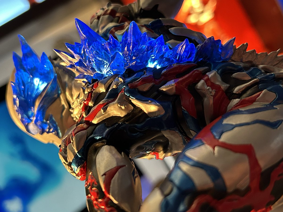 はまのあゆむ ウルトラマンブレーザー スパイラルバレード ガレージ