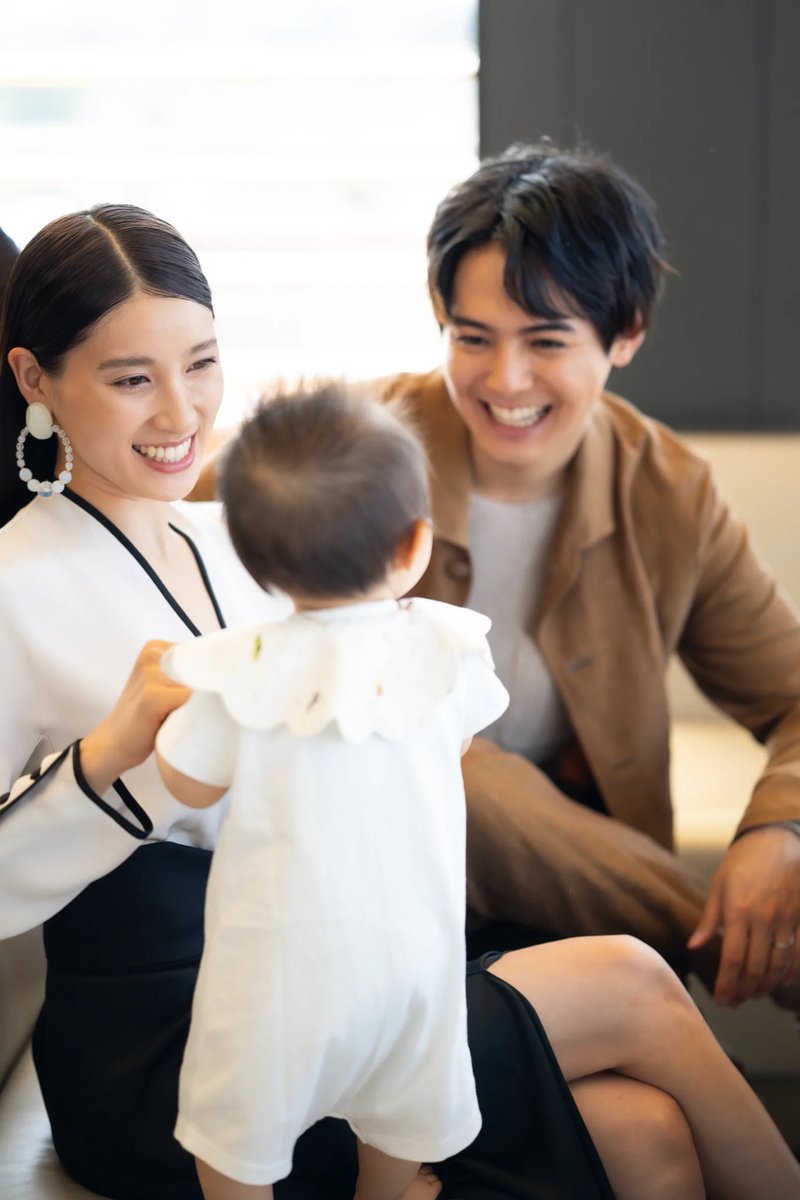 片寄涼太 クッション 片寄涼太と土屋太鳳がミラノで「ジョルジオ