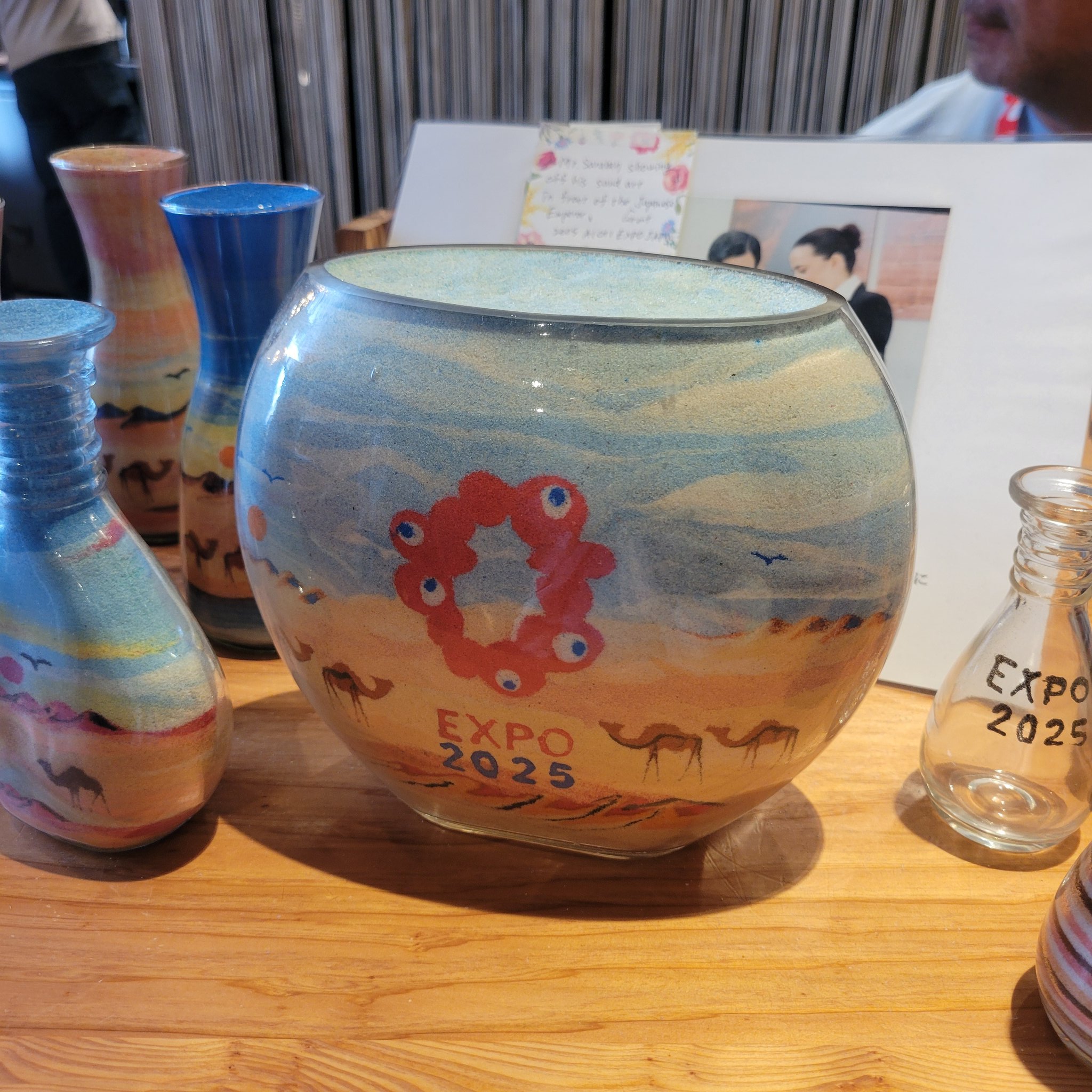 万博があるからこそ」砂の芸術家は語る 父の作品に出会え