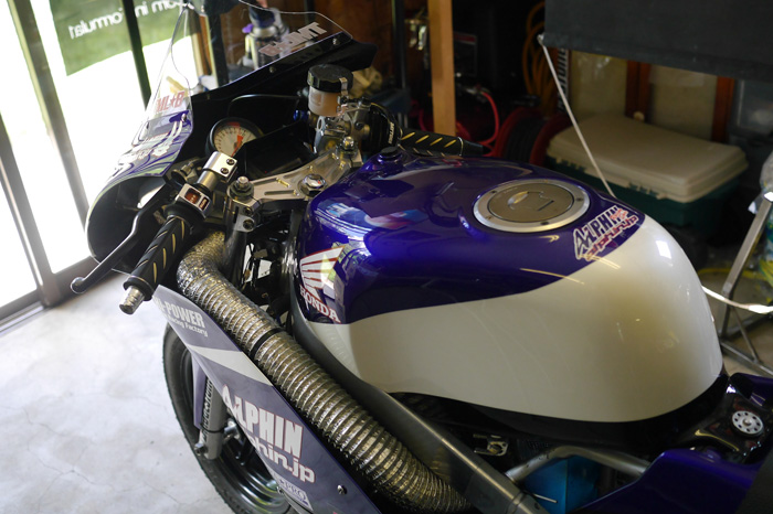 NSF100ガソリンタンク サビ有り NSR流用