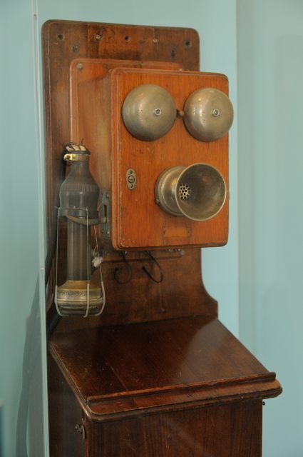 電話機のうつりかわり : 蜜蜂的写真日記