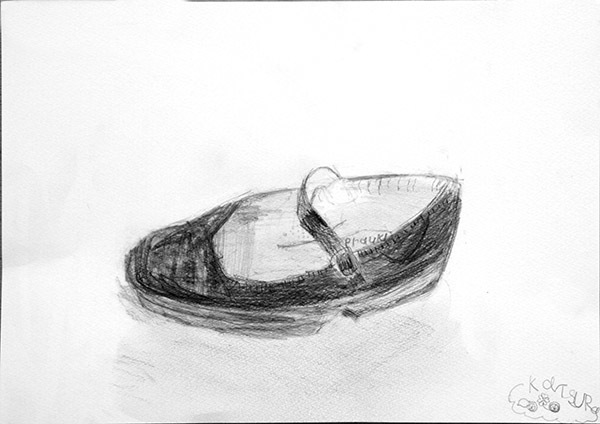 鉛筆デッサン「自分の靴」 : 造形ジュニアこども絵画教室ブログ