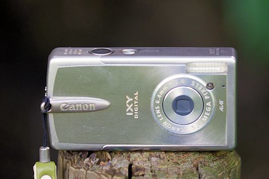 Canon IXY DIGITAL L1 プラチナシルバー/超小型に技術を凝縮 【公式通販】