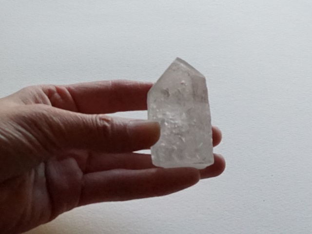 1832】水晶ポイント原石/底辺カットタイプ ペロル