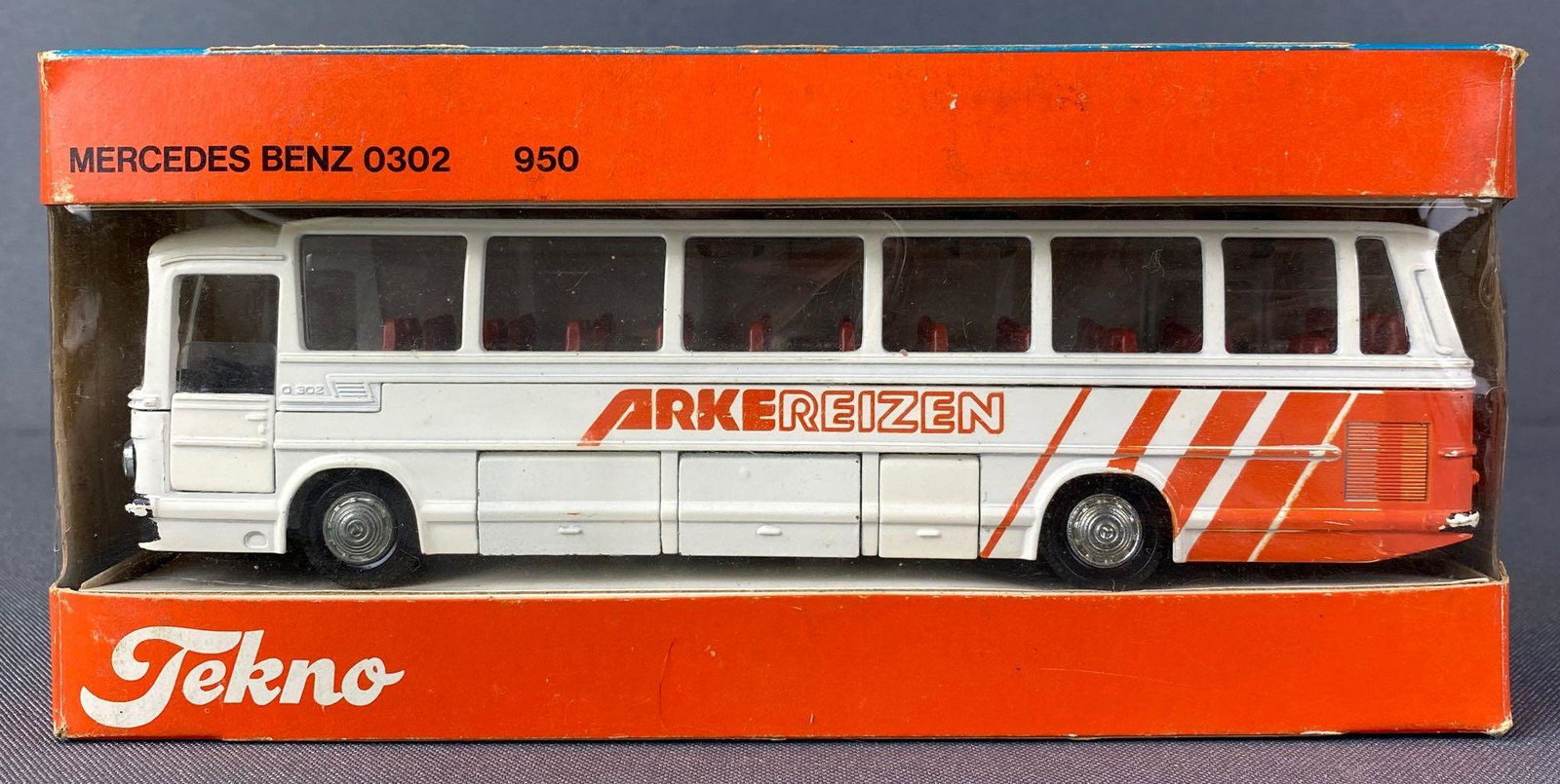 Tekno メルセデス・ベンツ 0302 950 Tekno メルセデス・ベンツ 0302
