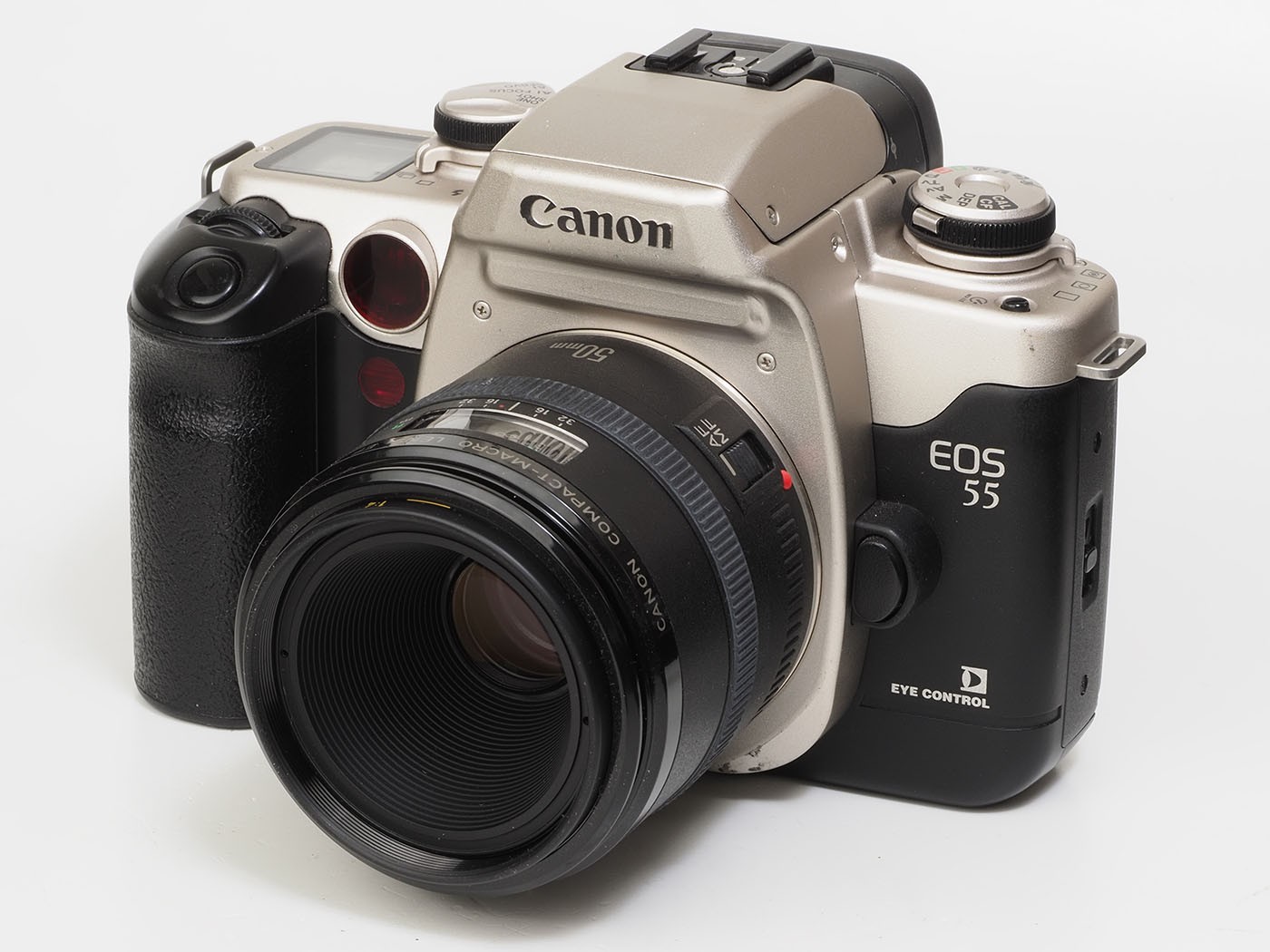 赤城耕一：第56回 見つめるだけでピントが合う視線入力AFを搭載した